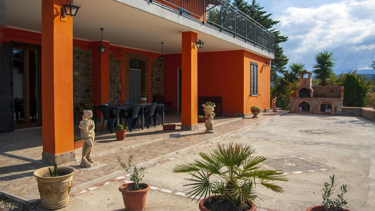 La Casa Sulla Collina Bed & Breakfast Altavilla Silentina Dış mekan fotoğraf